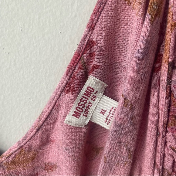 Mossimo Floral Romper - Picture 2 of 5